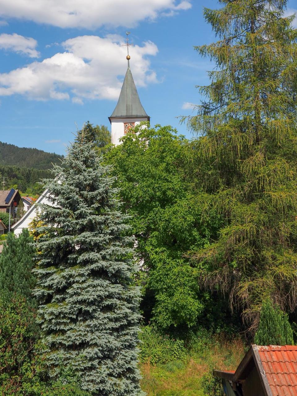 Landgasthof Zum Schwarzen Grat Isny im Allgau Exterior photo